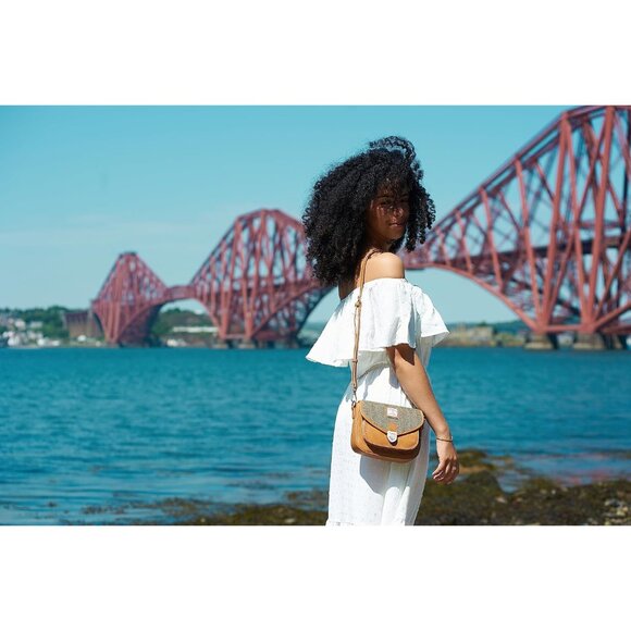 Scottish Harris Tweed Leather Mini Saddle Bag Chestnut Herringbone Adjustable St - Picture 2 of 7